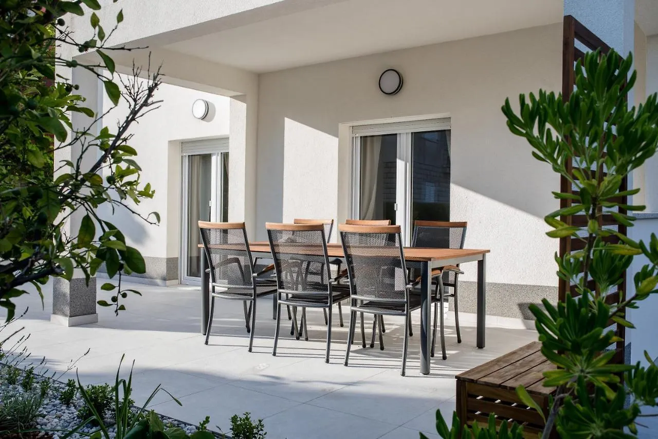 Peaceful Haven Near The Sea-Apartments Torlak Rab Banjol Apartment