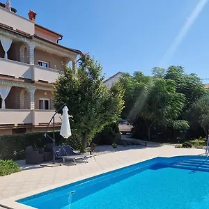Apartment Renata, Banjol